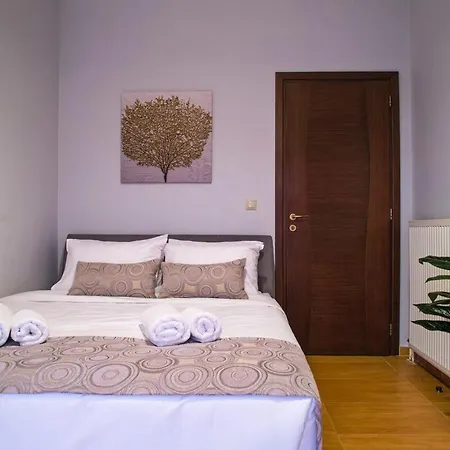 Vila Aitheras With Sea Views And Garden Stérnai
